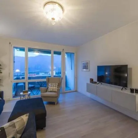 Elegante Penthouse-wohnung Mit Seeblick By Interhome Lugano