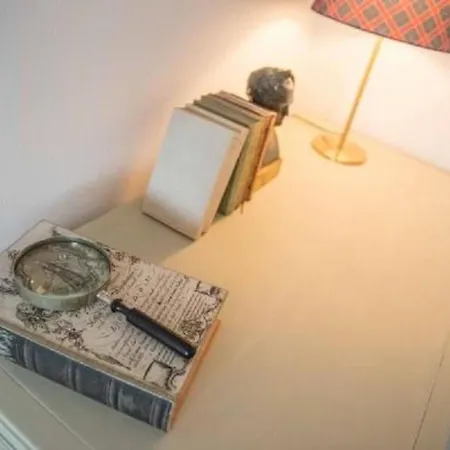 Apartment Elegante Penthouse-wohnung Mit Seeblick By Interhome