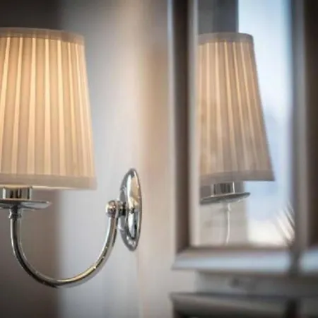 Apartment Elegante Penthouse-wohnung Mit Seeblick By Interhome *