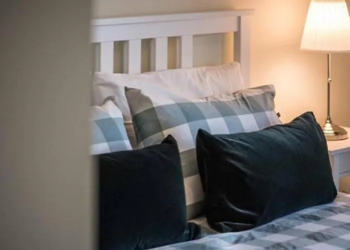 Elegante Penthouse-wohnung Mit Seeblick By Interhome Appartamento *