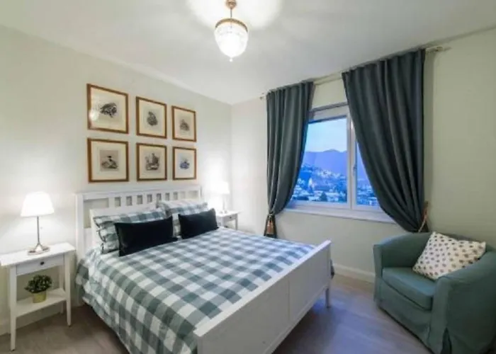 Elegante Penthouse-wohnung Mit Seeblick By Interhome *