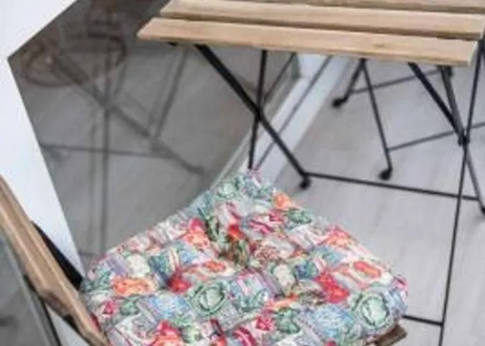 Elegante Penthouse-wohnung Mit Seeblick By Interhome *