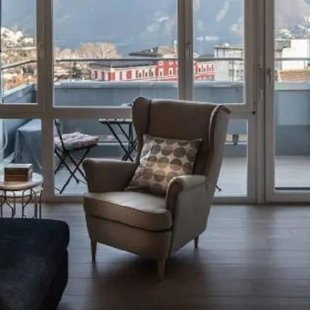 Elegante Penthouse-wohnung Mit Seeblick By Interhome Daire